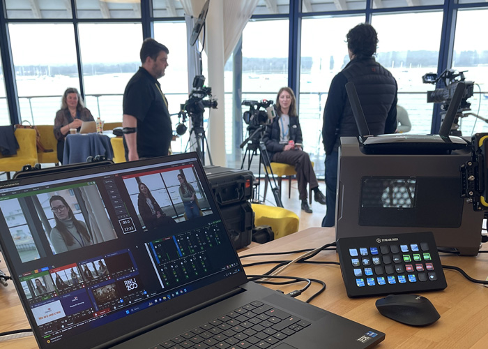 Live streaming using vMix and multicamera setup